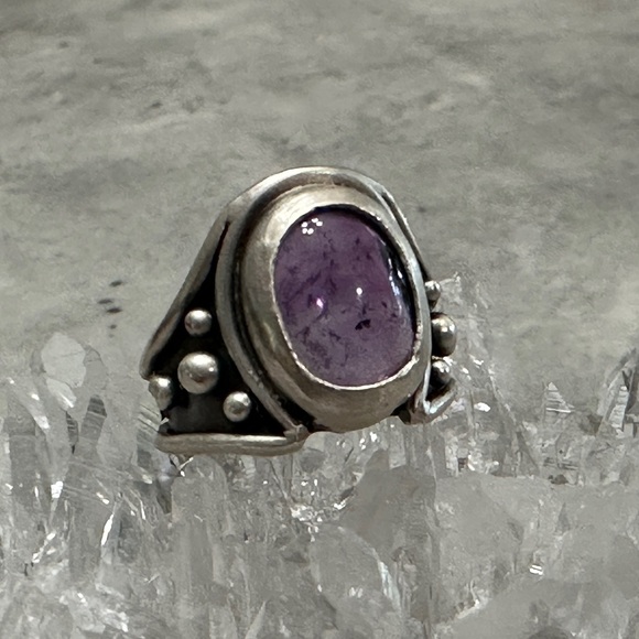 Acid Queen amethyst ring size 5.25 - Picture 6 of 7